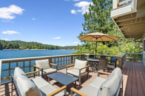 Lakefront Villa - private dock & hot tub near Yosemite